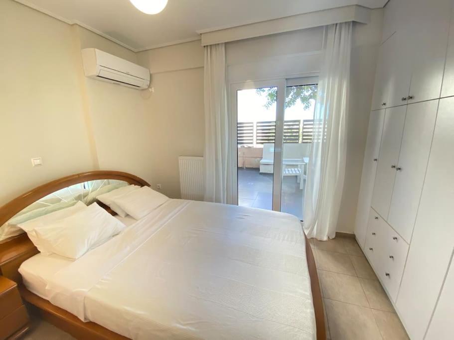 Cozy 2 Room Apartment With Garden Near Athens Air-Port Артеміда Екстер'єр фото