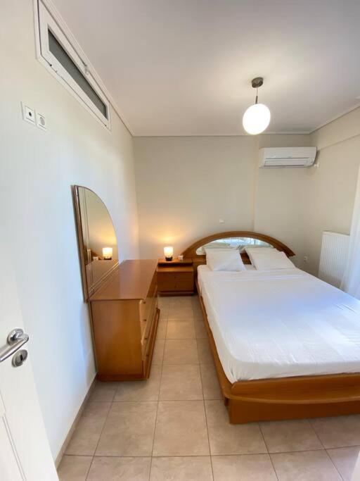 Cozy 2 Room Apartment With Garden Near Athens Air-Port Артеміда Екстер'єр фото