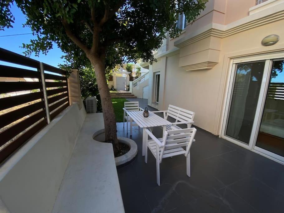Cozy 2 Room Apartment With Garden Near Athens Air-Port Артеміда Екстер'єр фото
